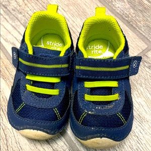 Stride rite soft motion